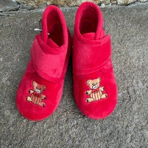 Cienta teddy bear boots new no box